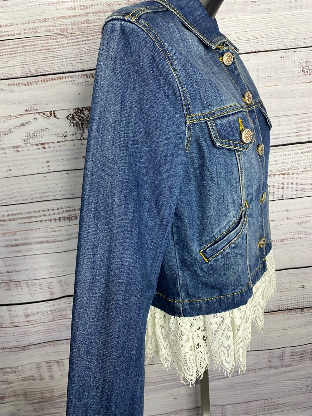 Cabi Dakota denim jacket with lace trim - Picture 3 of 6